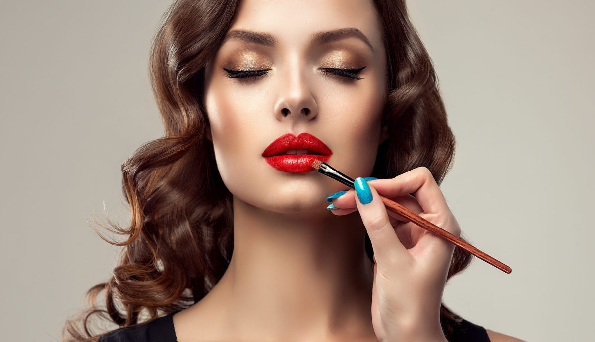 Top 10 Melhores Cursos de Maquiagem Profissional Online em 2023